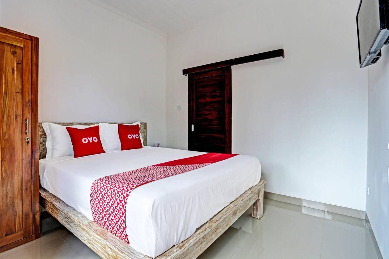 Oyo 91080 Kubu D&D Guesthouse Σεμινιάκ Εξωτερικό φωτογραφία